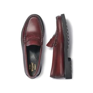 G.H. Bass Weejuns Loafers - Whitney lug, size 11
